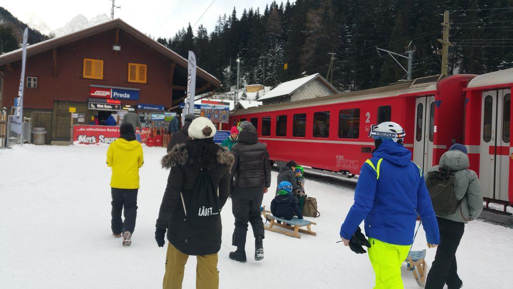 ホテルSonnenhof Preda エクステリア 写真